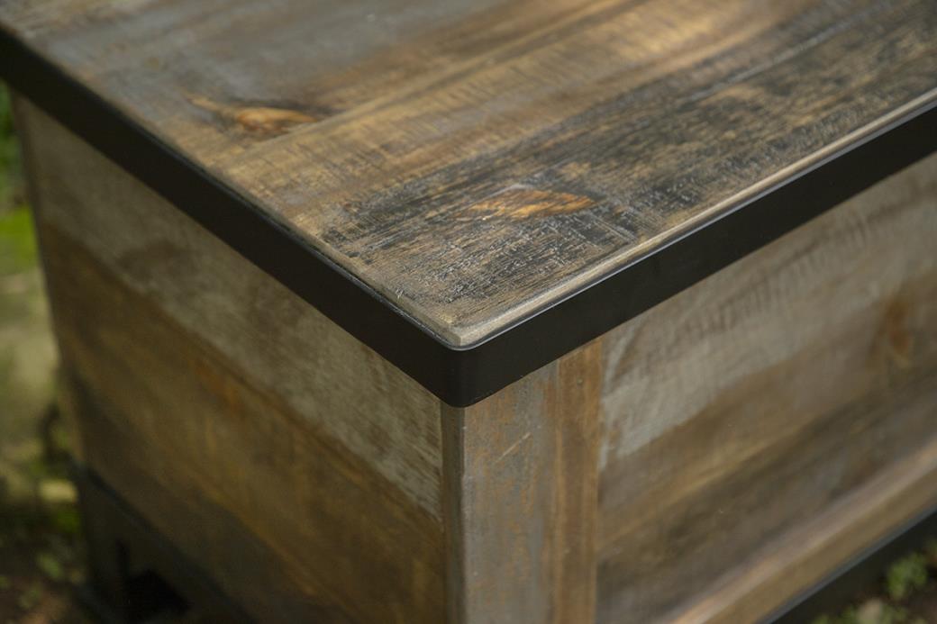 Bedroom Storage Trunk