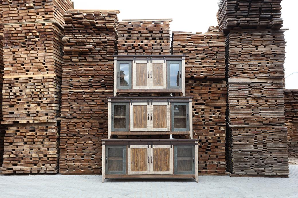 2 Glass Doors 2 Sliding Doors 80" TV Stand